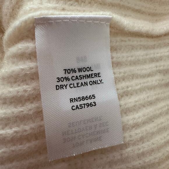 Nordstrom cream knit turtleneck wool & cashmere sweater size M - Picture 8 of 13